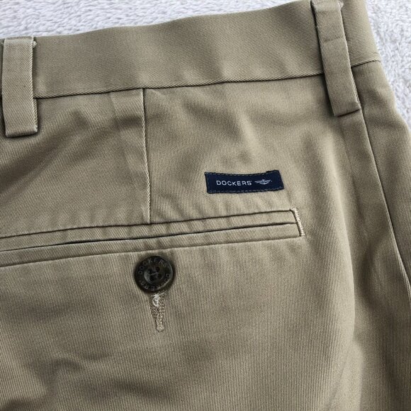 Dockers Mens Pants Size 44x30 Khaki Classic Fit Chino Straight Flat Front Tan - Picture 13 of 16